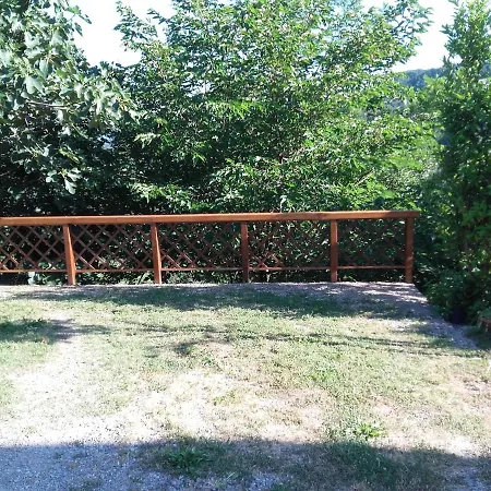 卡斯特罗圣罗马诺住宿加早餐旅馆 住宿加早餐酒店 3*