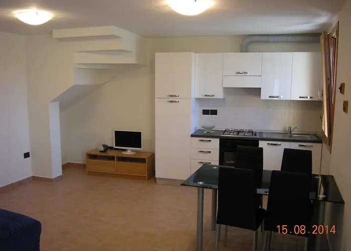 Castello San Bed and Breakfast 3*